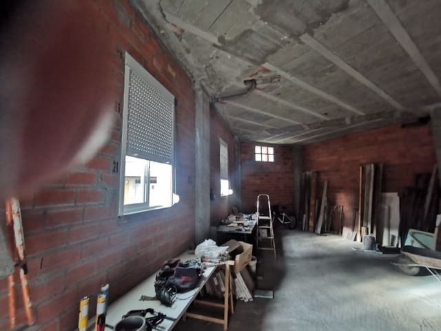 Erhverv til leje i Ferrol - € 250 (Ref: 7259116)