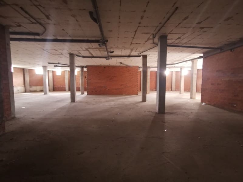 Erhverv til leje i Naron - € 3.000 (Ref: 7259117)