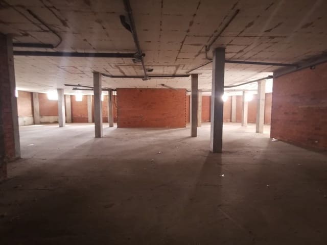 Erhverv til leje i Narón - € 3.000 (Ref: 7259117)