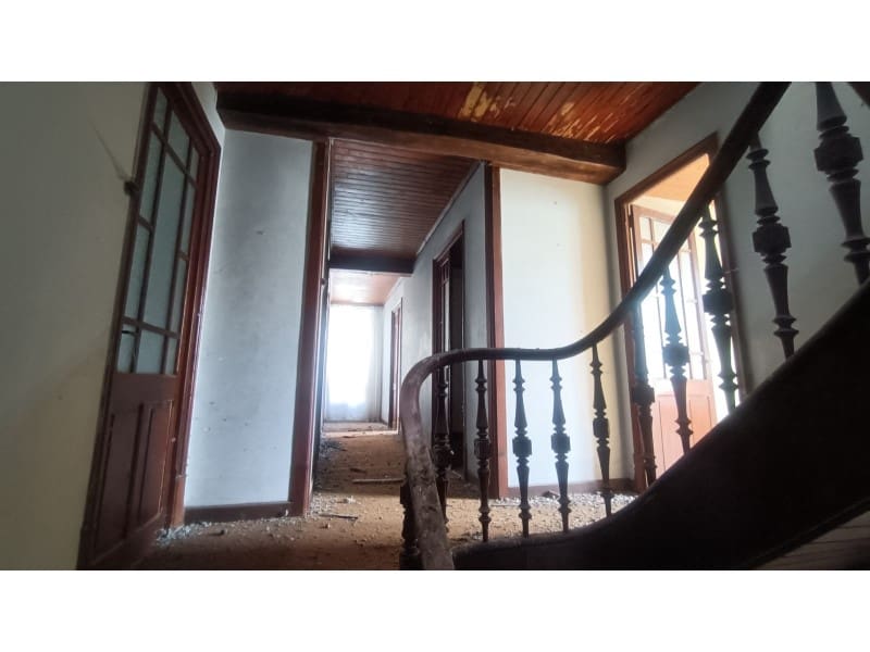 5 slaapkamer Huis te koop in Ortigueira - € 28.000 (Ref: 7527020)