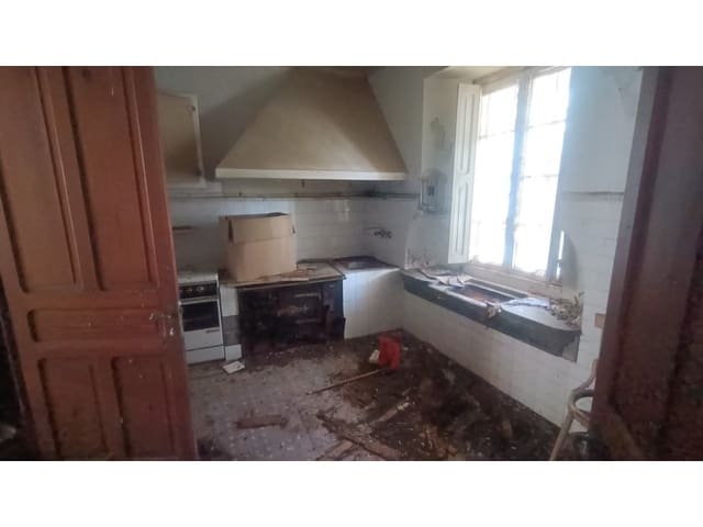 5 soverom Hus til salgs i Ortigueira - € 28 000 (Ref: 7527020)