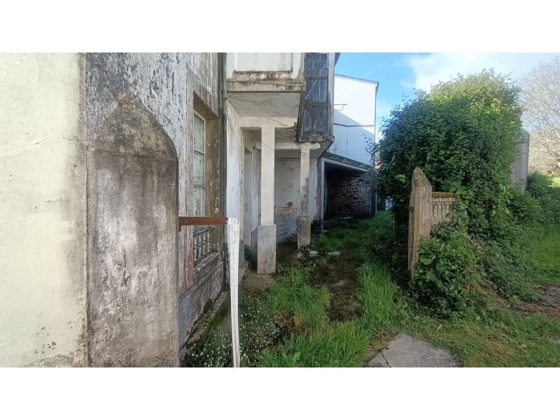 5 slaapkamer Huis te koop in Ortigueira - € 28.000 (Ref: 7527020)