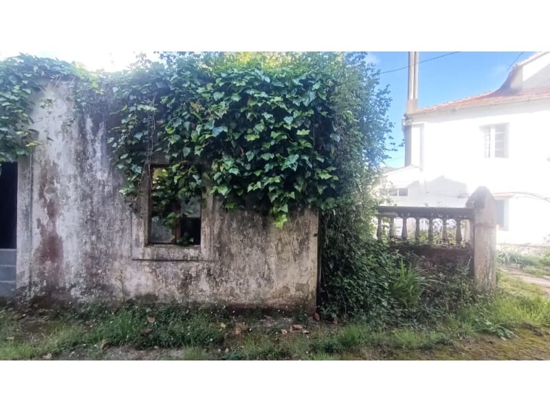 5 slaapkamer Huis te koop in Ortigueira - € 28.000 (Ref: 7527020)