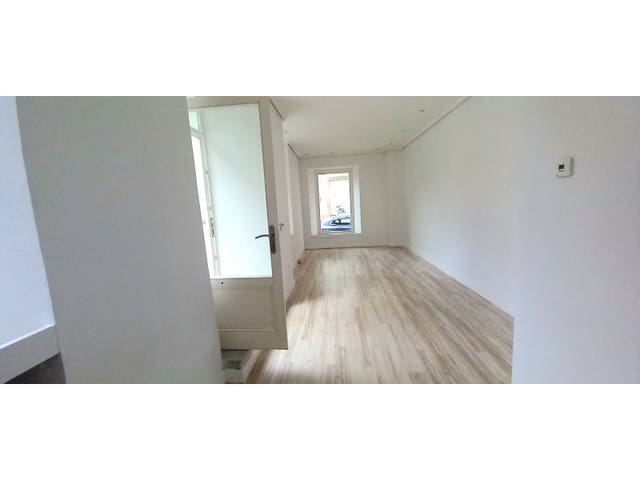 Erhverv til leje i Ferrol - € 550 (Ref: 7537722)