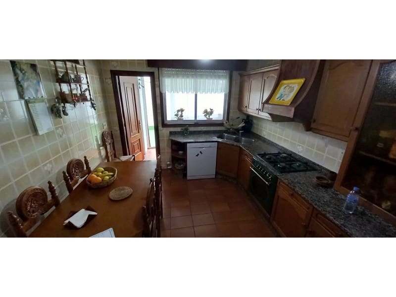 4 sypialnia Mieszkanie na sprzedaż w Ferrol - 250 000 € (Ref: 7597182)