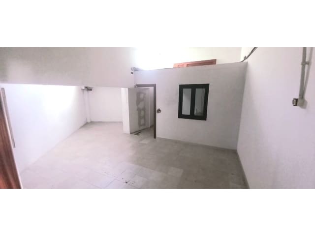 Kommersiell til salgs i Ferrol - € 102 000 (Ref: 7640162)