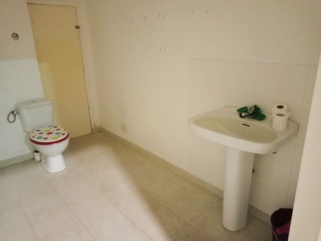 Erhverv til leje i Narón - € 700 (Ref: 7901529)