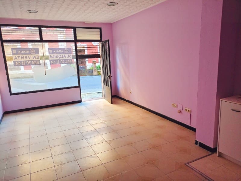 Erhverv til leje i Ferrol - € 400 (Ref: 7991643)