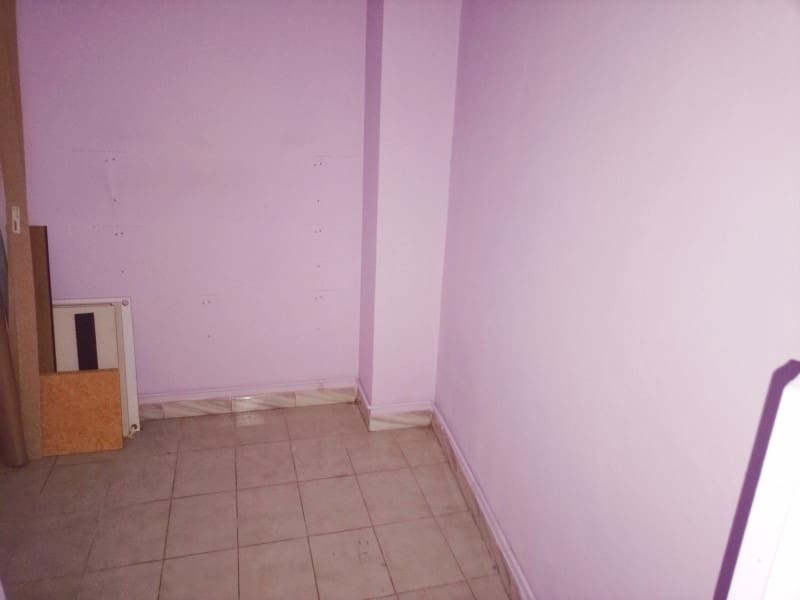 Erhverv til leje i Ferrol - € 400 (Ref: 7991643)