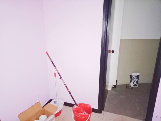 Erhverv til leje i Ferrol - € 400 (Ref: 7991643)