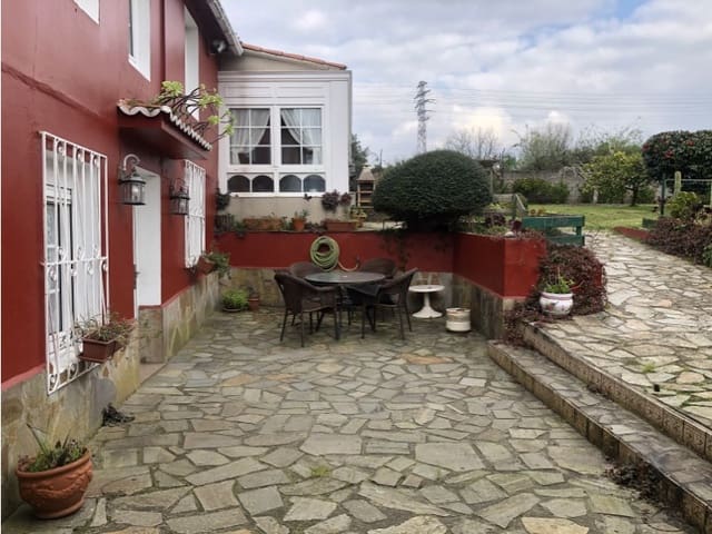 4 quarto Casa em Banda para venda em Ferrol - 220 000 € (Ref: 8093851)