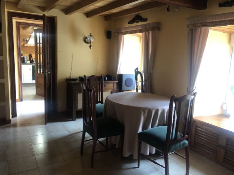 4 soveværelse Byhus til salg i Ferrol - € 220.000 (Ref: 8093851)