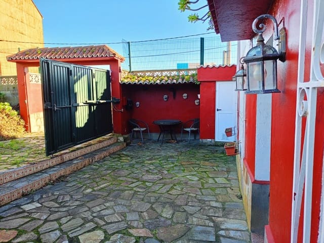 4 quarto Casa em Banda para venda em Ferrol - 220 000 € (Ref: 8093851)