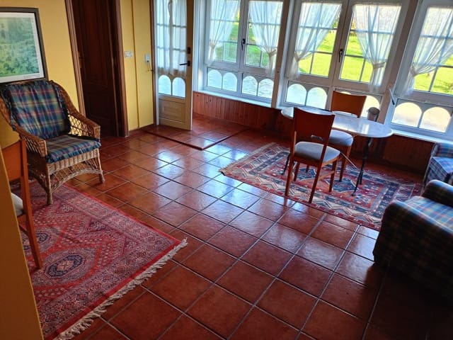 4 quarto Casa em Banda para venda em Ferrol - 220 000 € (Ref: 8093851)