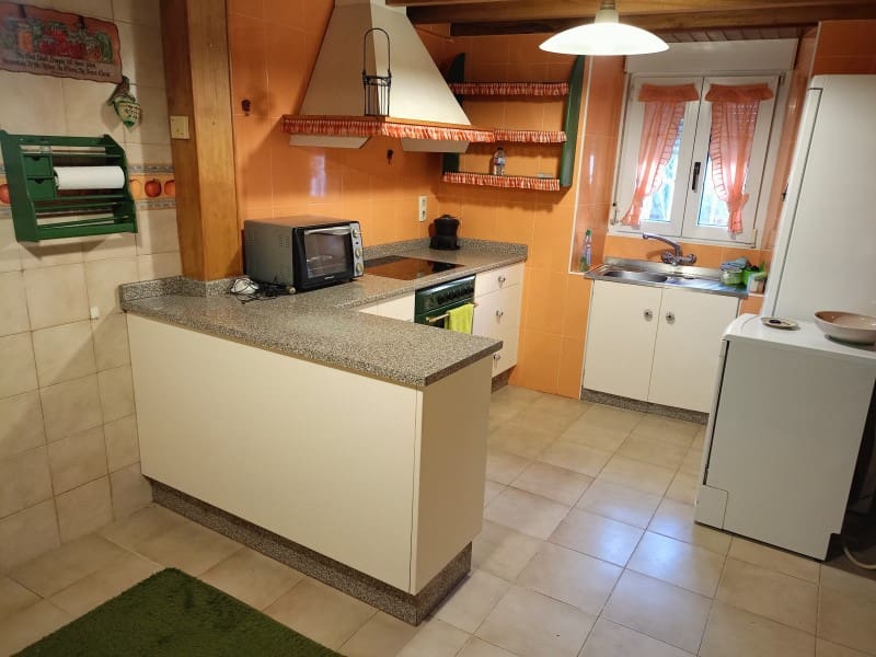 4 soveværelse Byhus til salg i Ferrol - € 220.000 (Ref: 8093851)