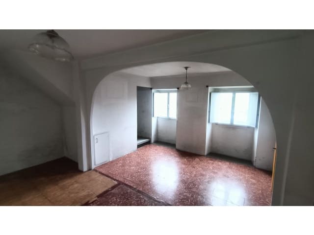4 sypialnia Dom na sprzedaż w Ferrol - 92 000 € (Ref: 8126600)