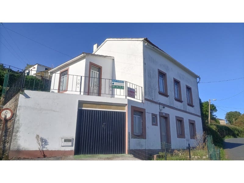 4 soveværelse Byhus til salg i Ferrol - € 92.000 (Ref: 8126600)