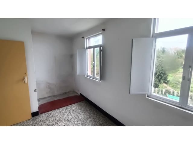 4 sypialnia Dom na sprzedaż w Ferrol - 92 000 € (Ref: 8126600)