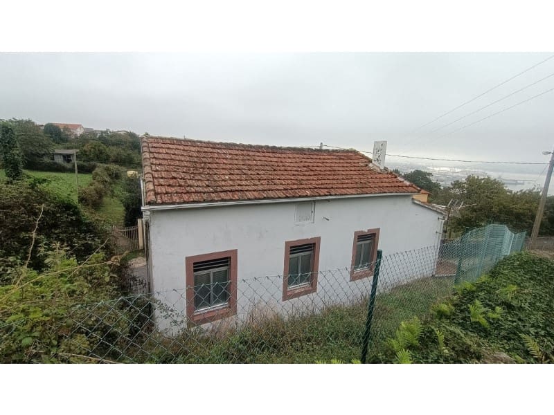 4 soveværelse Byhus til salg i Ferrol - € 92.000 (Ref: 8126600)