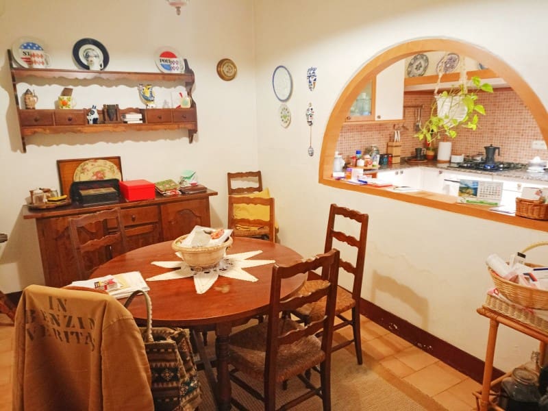 5 bedroom Villa for sale in Ferrol with garage - € 278,000 (Ref: 8244260)