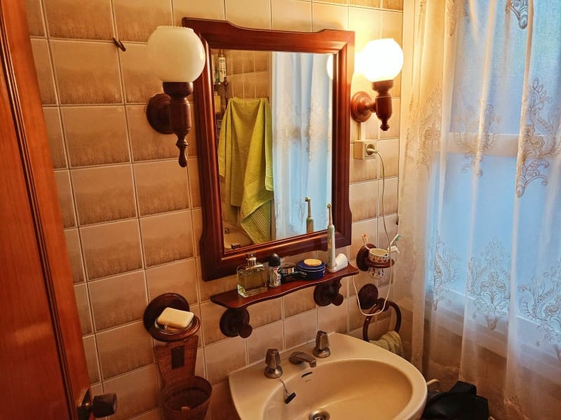 5 bedroom Villa for sale in Ferrol with garage - € 278,000 (Ref: 8244260)