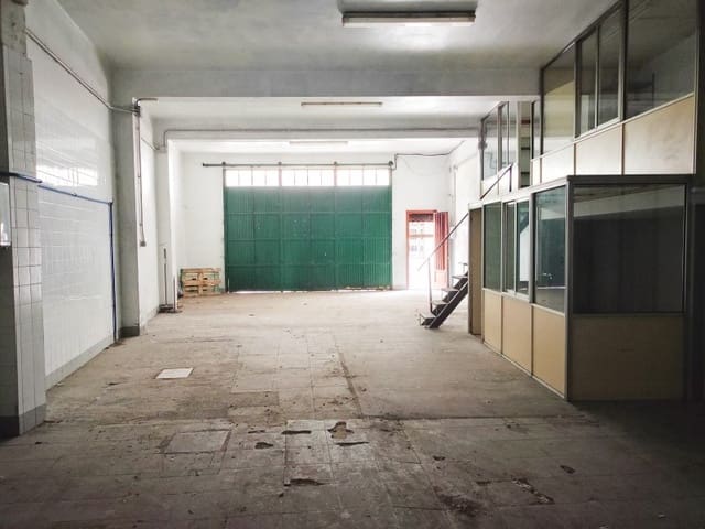 Kommersiell til salgs i Ferrol - € 72 000 (Ref: 8302864)