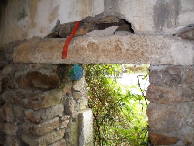 Dom na sprzedaż w Ferrol - 22 000 € (Ref: 8343258)