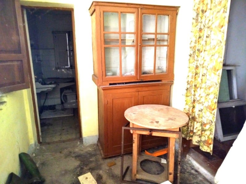 5 soveværelse Byhus til salg i Naron med garage - € 100.000 (Ref: 8500504)