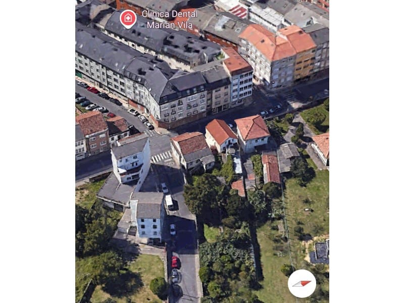 5 soveværelse Byhus til salg i Naron med garage - € 100.000 (Ref: 8500504)