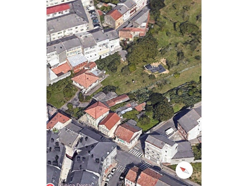 5 soveværelse Byhus til salg i Naron med garage - € 100.000 (Ref: 8500504)