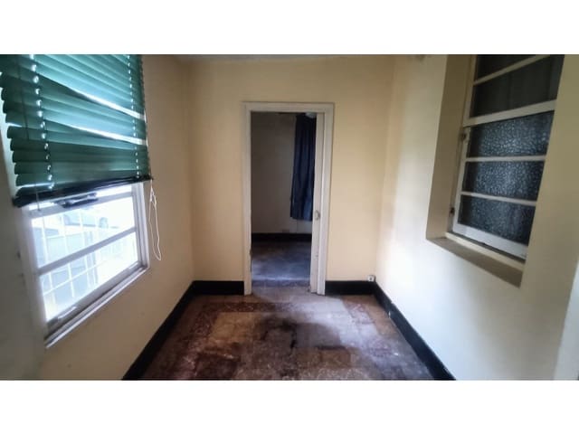 5 sypialnia Dom na sprzedaż w Narón z garażem - 100 000 € (Ref: 8500504)