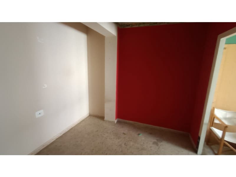 3 bedroom Flat for sale in Ferrol - € 65,000 (Ref: 8559871)