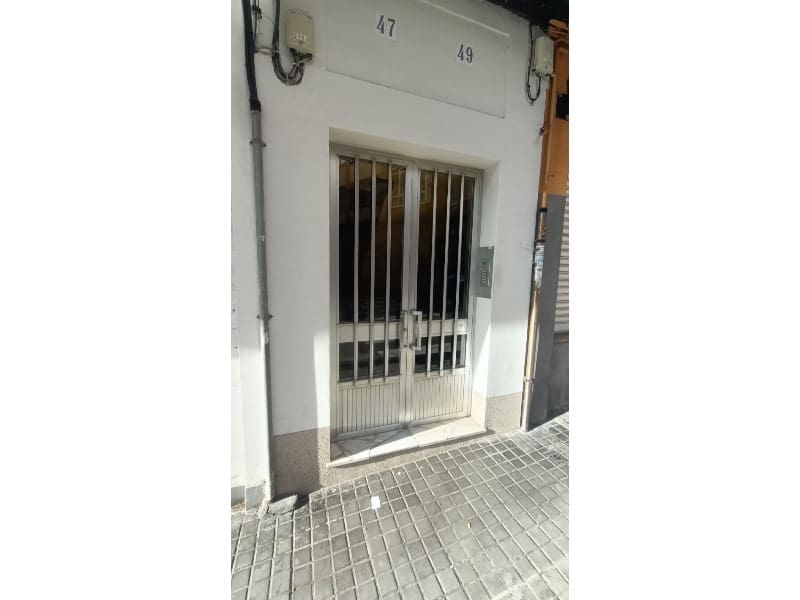 3 bedroom Flat for sale in Ferrol - € 65,000 (Ref: 8559871)