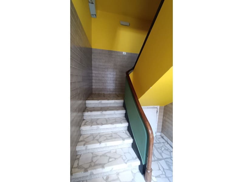 3 bedroom Flat for sale in Ferrol - € 65,000 (Ref: 8559871)