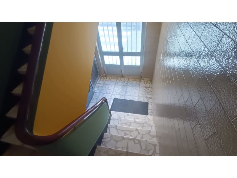 3 bedroom Flat for sale in Ferrol - € 65,000 (Ref: 8559871)