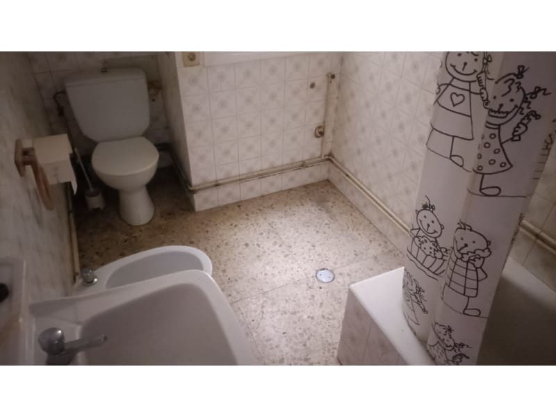 3 bedroom Flat for sale in Ferrol - € 65,000 (Ref: 8559871)