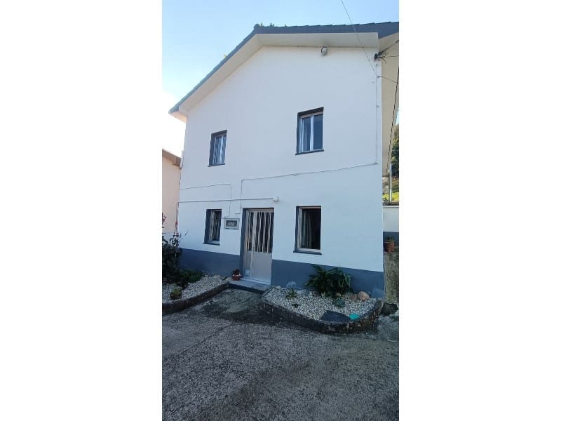 3 slaapkamer Huis te koop in Ferrol - € 155.000 (Ref: 8599688)