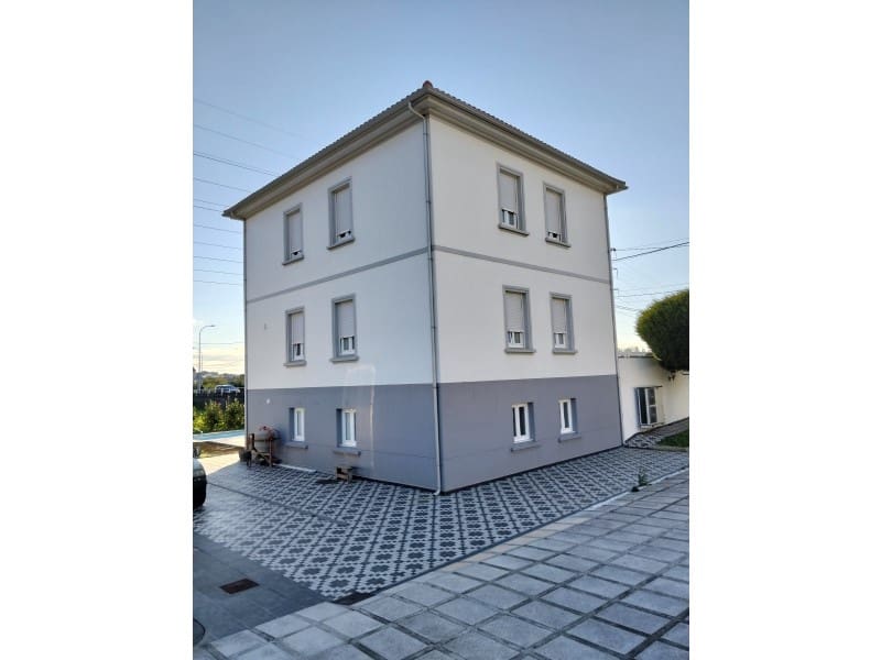 5 soveværelse Villa til salg i Neda med swimmingpool garage - € 398.000 (Ref: 8672170)