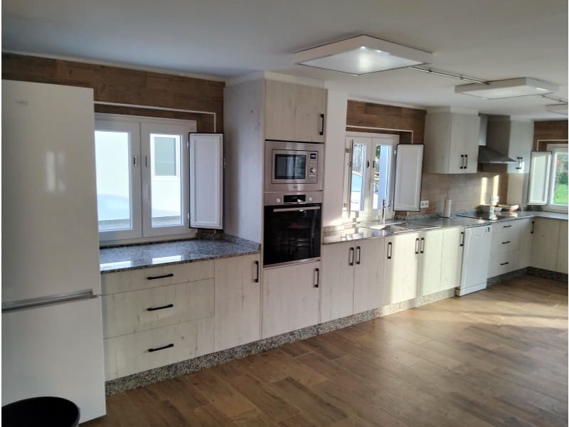 5 soveværelse Villa til salg i Neda med swimmingpool garage - € 398.000 (Ref: 8672170)