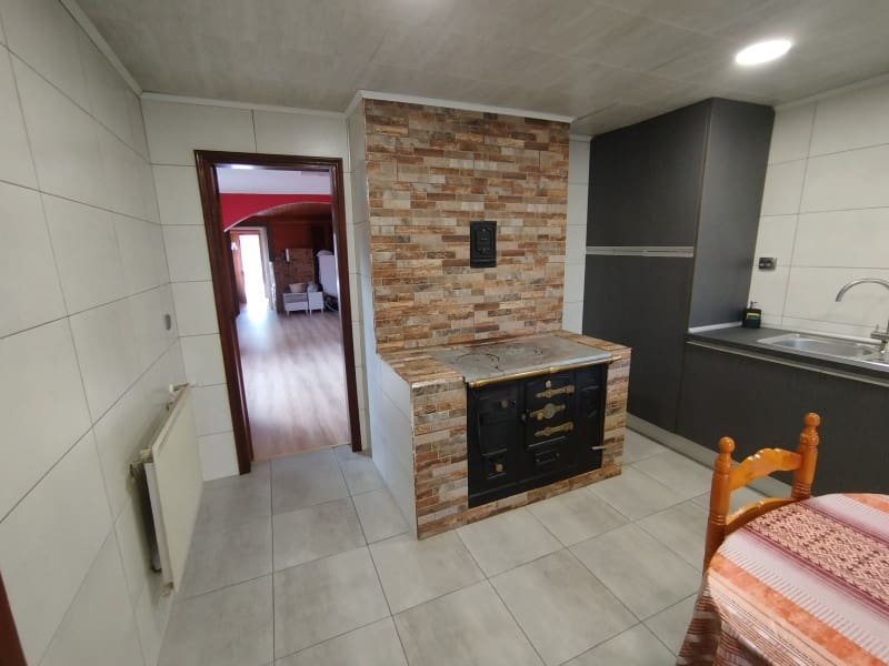 5 slaapkamer Finca/Landhuis te koop in Arbo - € 187.550 (Ref: 8723924)