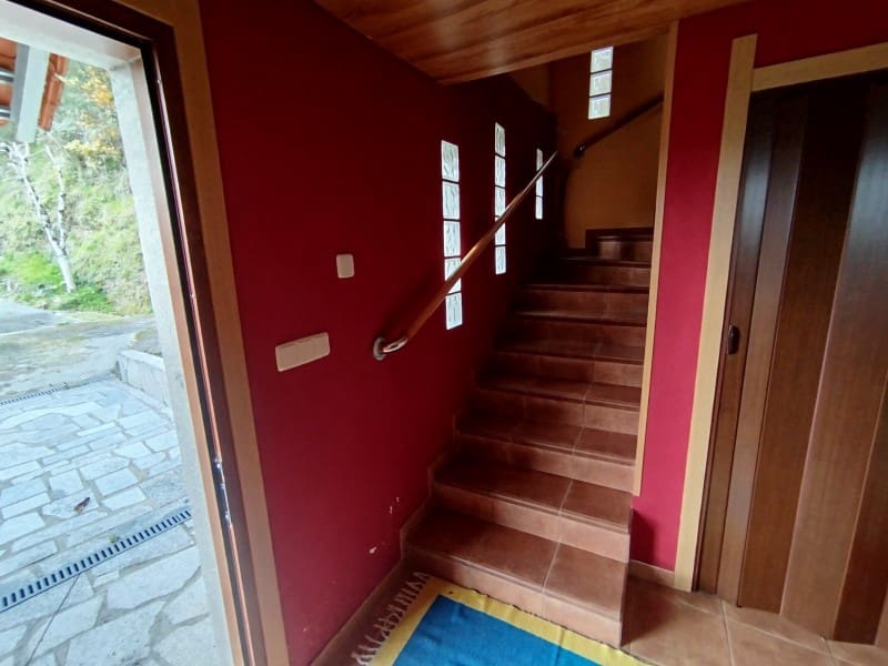 5 slaapkamer Finca/Landhuis te koop in Arbo - € 187.550 (Ref: 8723924)