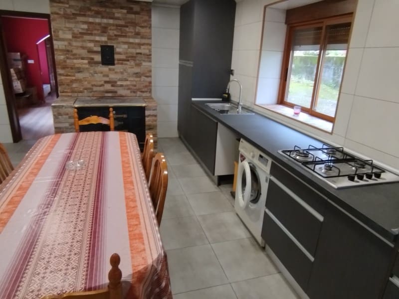5 slaapkamer Finca/Landhuis te koop in Arbo - € 187.550 (Ref: 8723924)