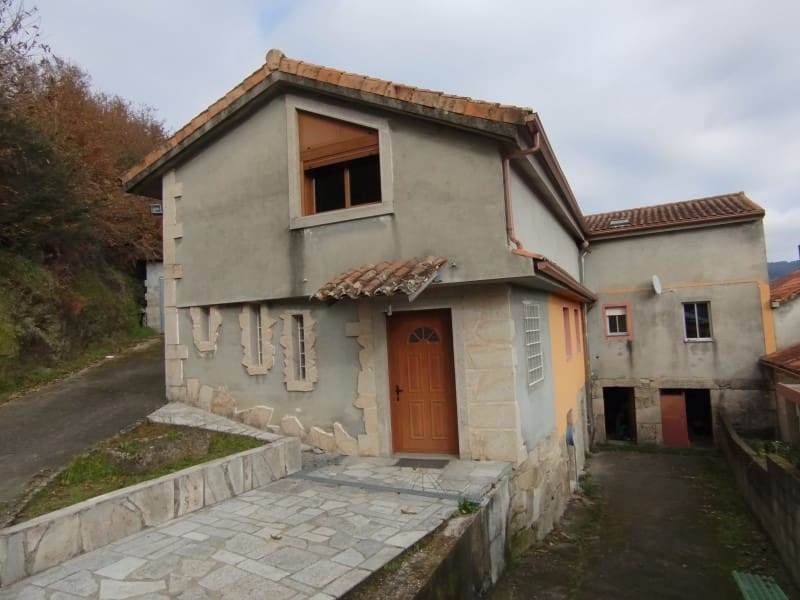 5 slaapkamer Finca/Landhuis te koop in Arbo - € 187.550 (Ref: 8723924)