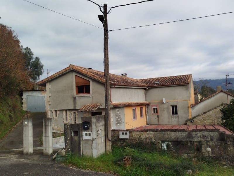 5 slaapkamer Finca/Landhuis te koop in Arbo - € 187.550 (Ref: 8723924)