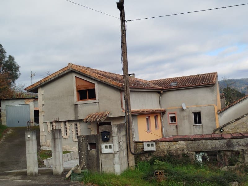 5 slaapkamer Finca/Landhuis te koop in Arbo - € 187.550 (Ref: 8723924)