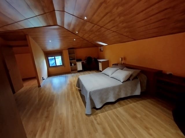 5 bedroom Finca/Country House for sale in Arbo - € 187,550 (Ref: 8723924)