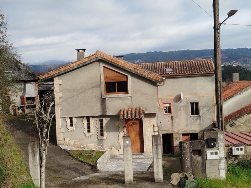 5 slaapkamer Finca/Landhuis te koop in Arbo - € 187.550 (Ref: 8723924)