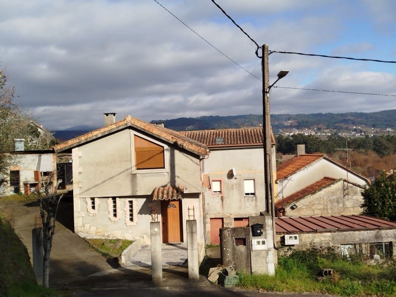 5 slaapkamer Finca/Landhuis te koop in Arbo - € 187.550 (Ref: 8723924)