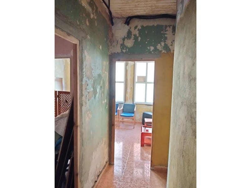 Apartment for sale in Ferrol - € 160,000 (Ref: 8823401)