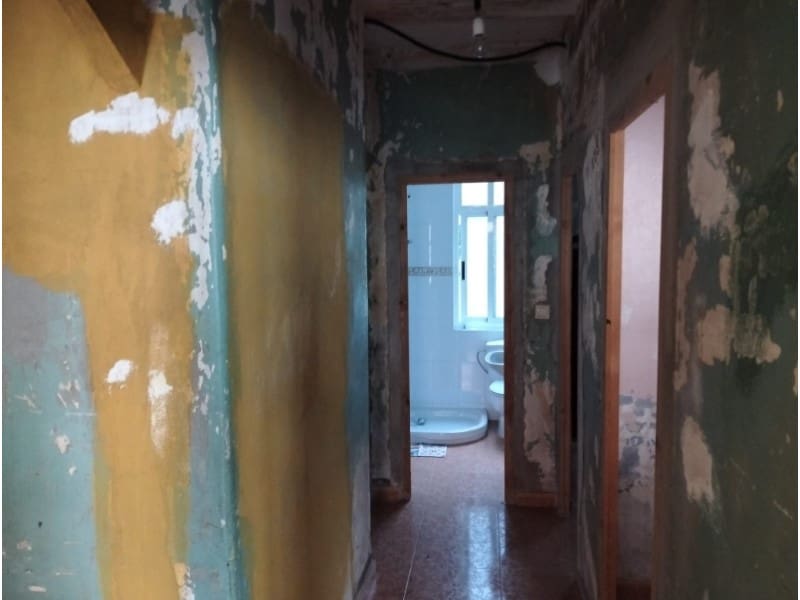 Apartment for sale in Ferrol - € 160,000 (Ref: 8823401)